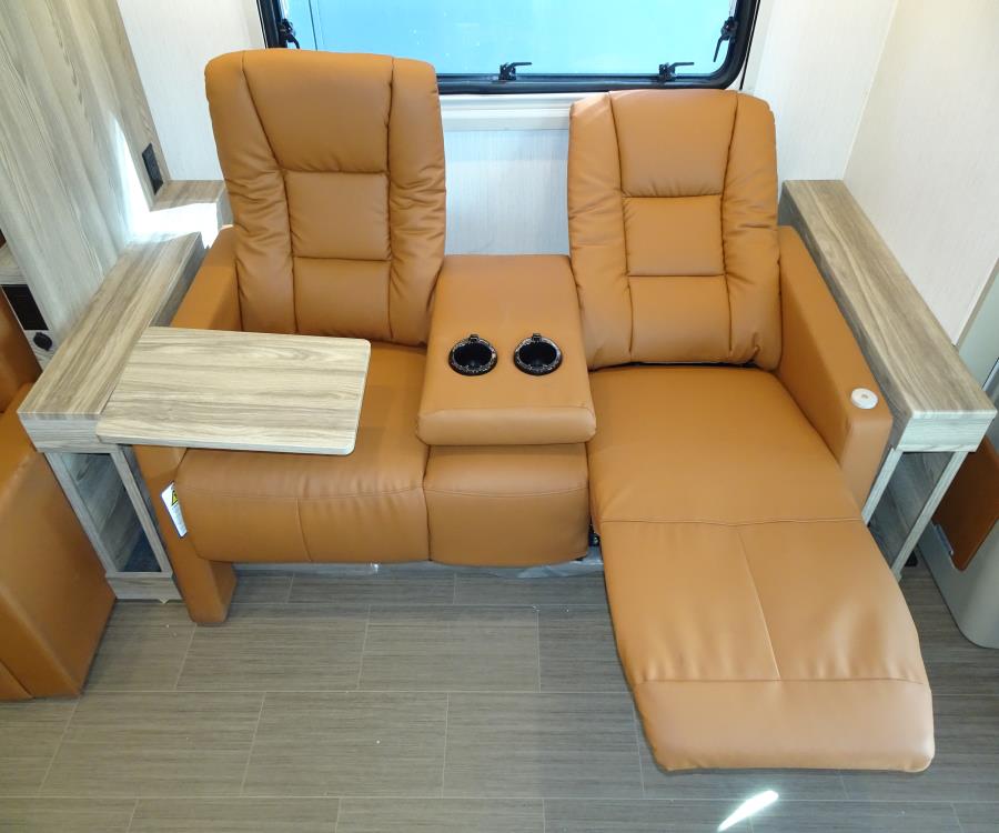 Navion/24D/2026 image-6