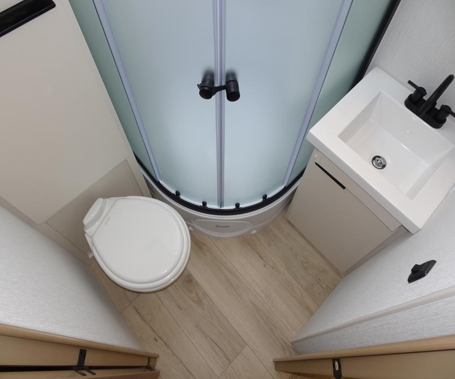 Thrive/18FBS/2026 image-2