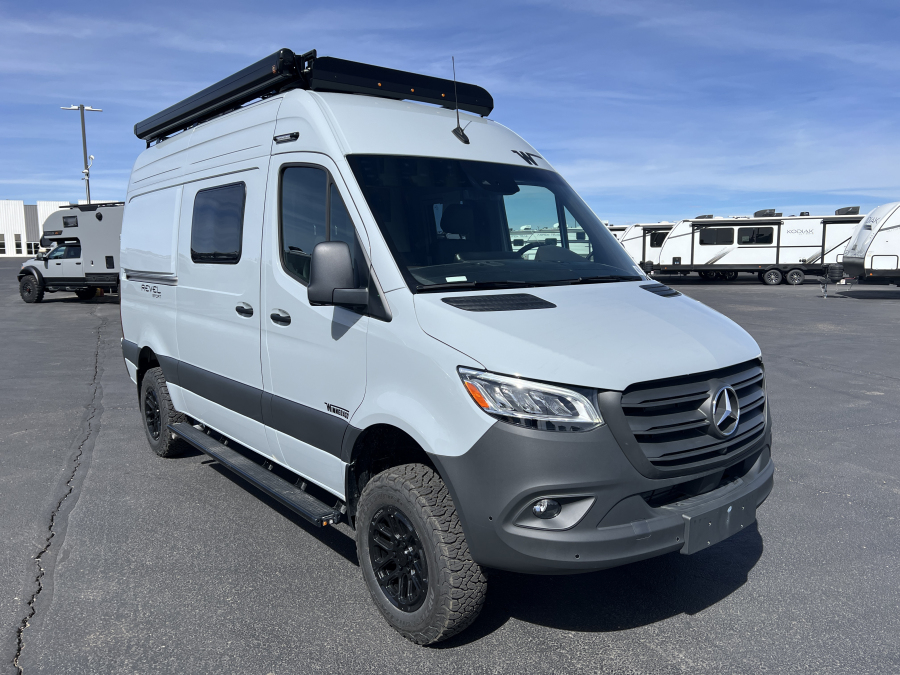2026 Winnebago Revel Sport 44N for Sale in Albuquerque, NM