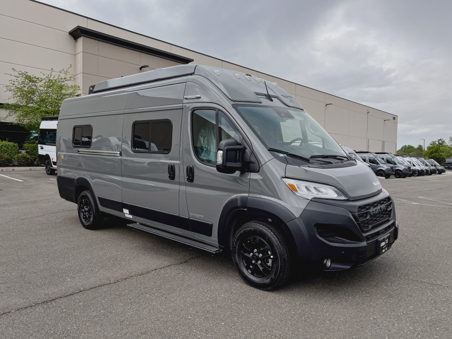 2026 Winnebago Solis 59PX for Sale in W. Sacramento, CA