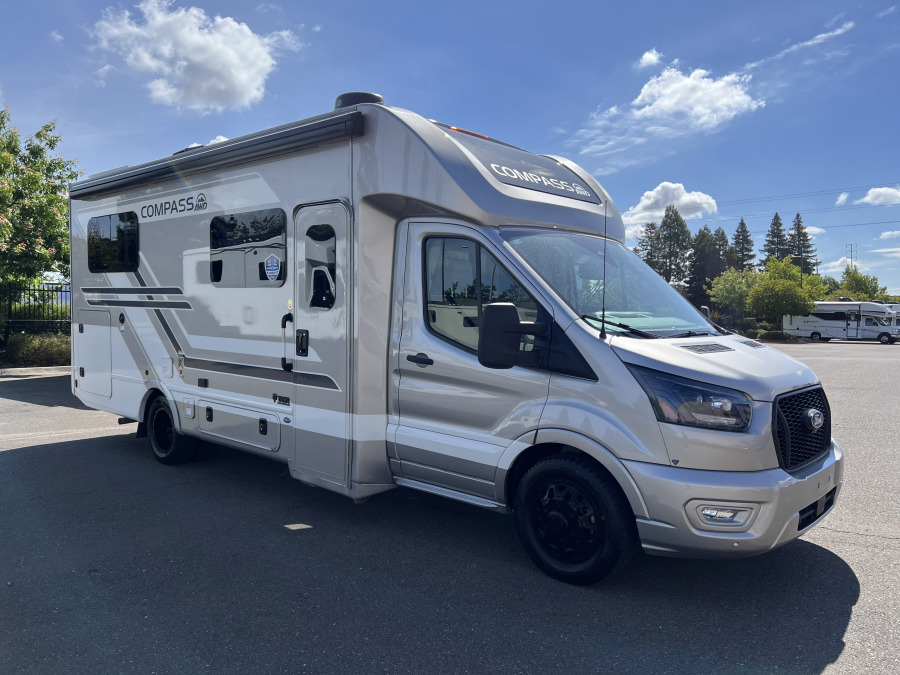 2027 Thor Motor Coach Compass AWD 24KB for Sale in FREMONT, CA