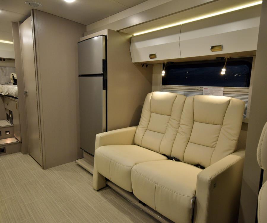 View 24R/24R/2026 image-10