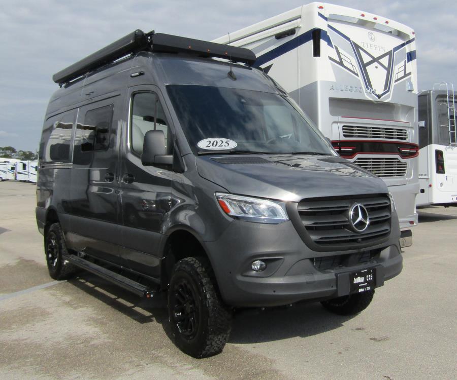 Detail - Winnebago