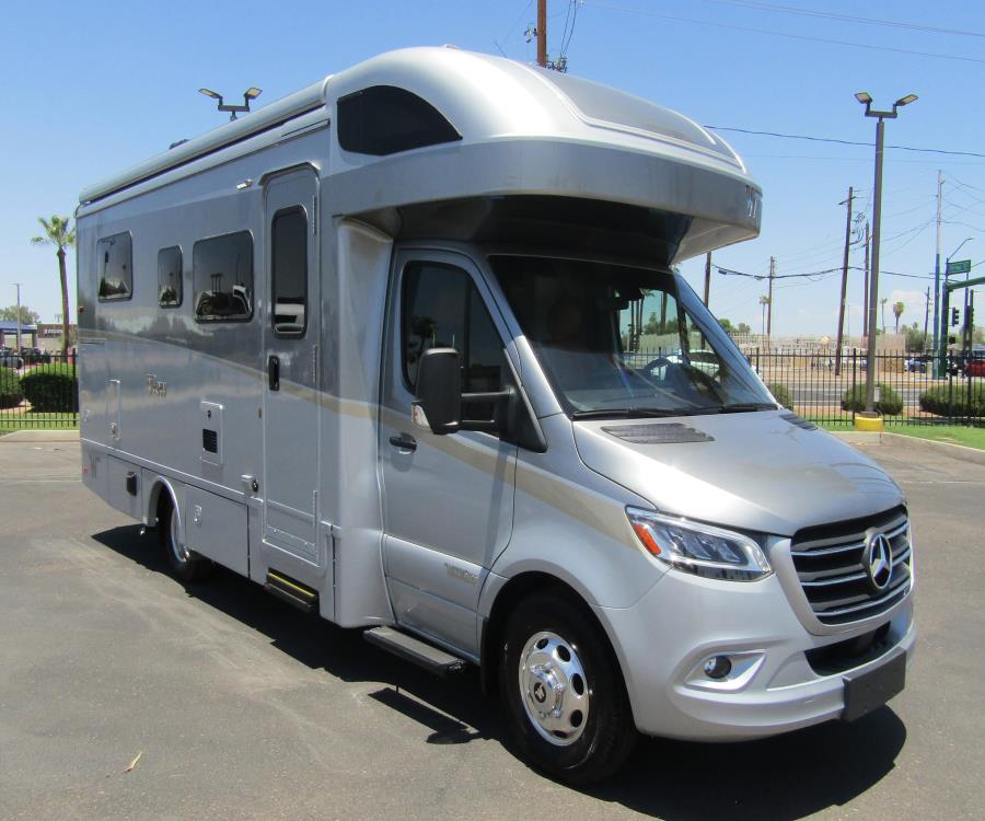 Detail - Winnebago