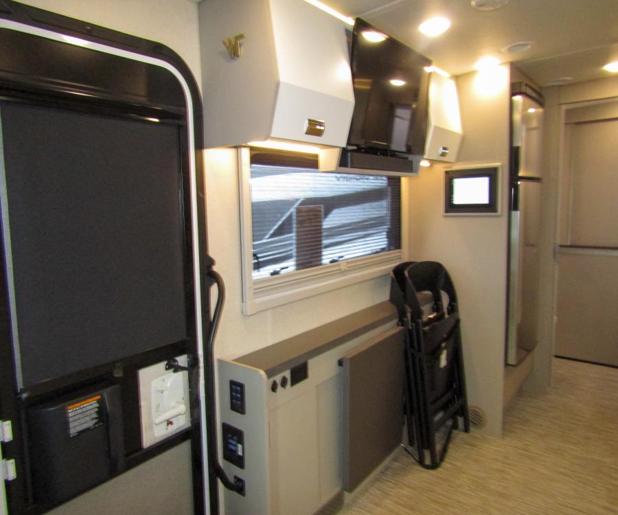 2025 View 24T/24T/2025 image-9