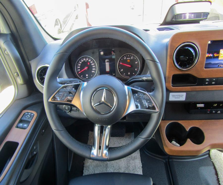 Revel/44E/2026 image-3