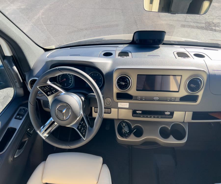 View/24D/2026 image-1