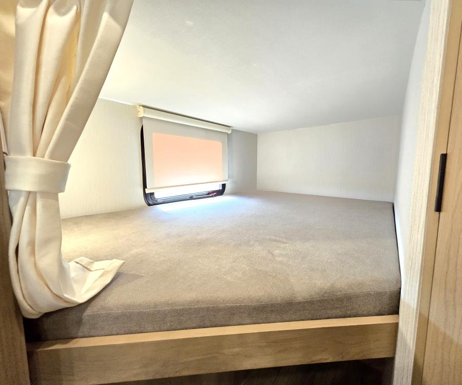 Thrive/22MBH/2026 image-5