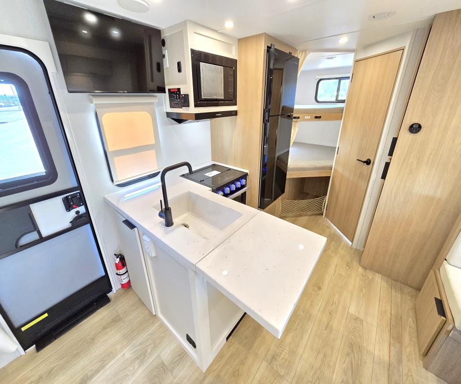 Thrive/22MBH/2026 image-6