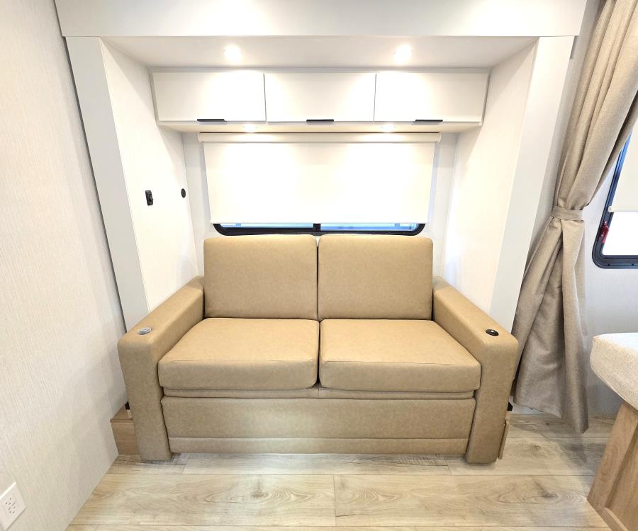 Thrive/18FBS/2026 image-10