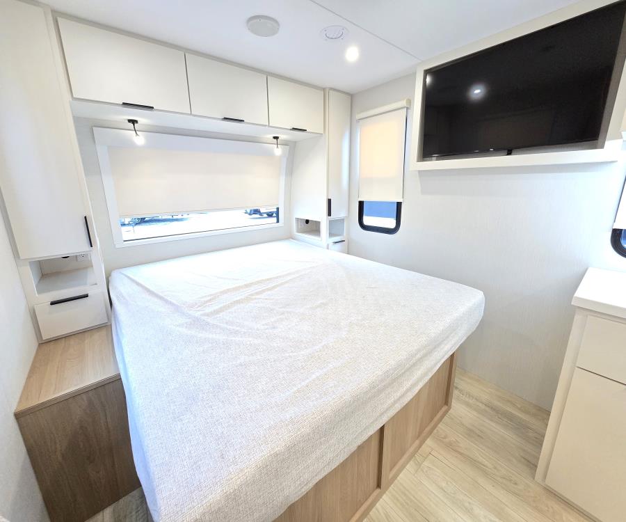 Thrive/18FBS/2026 image-11