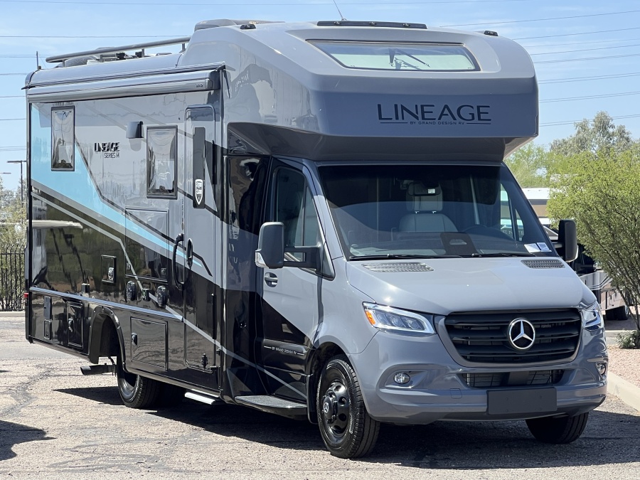 2026 Grand Design Lineage Series M 25FW for Sale in Tucson, AZ