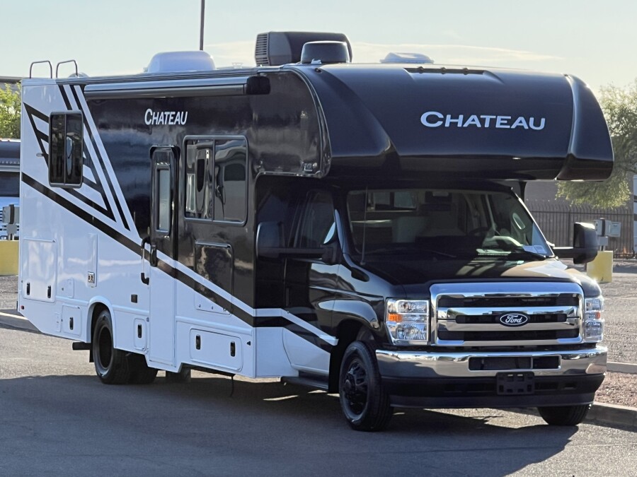 2027 Thor Motor Coach CHATEAU 28Z-PP  for Sale in FREMONT, CA