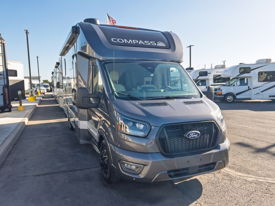 2027 Thor Motor Coach Compass AWD 24KB for Sale in FREMONT, CA