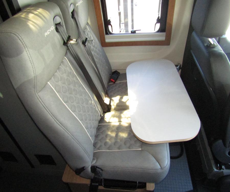 2025 Revel/44E/2025 image-6