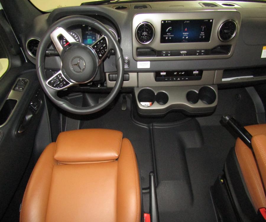 2025 View 24T/24T/2025 image-1